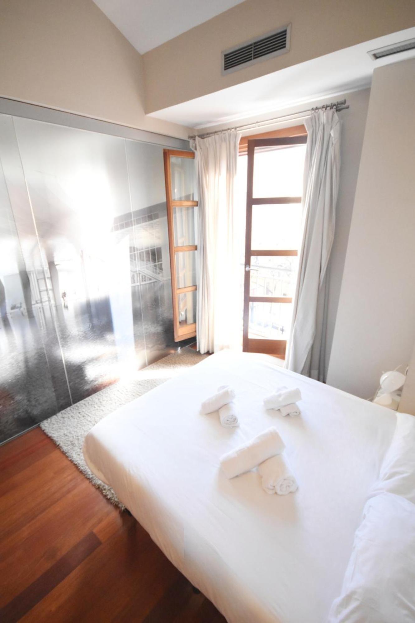 Bello Apartamento En La Plaza Del Tossal Валенсия Экстерьер фото